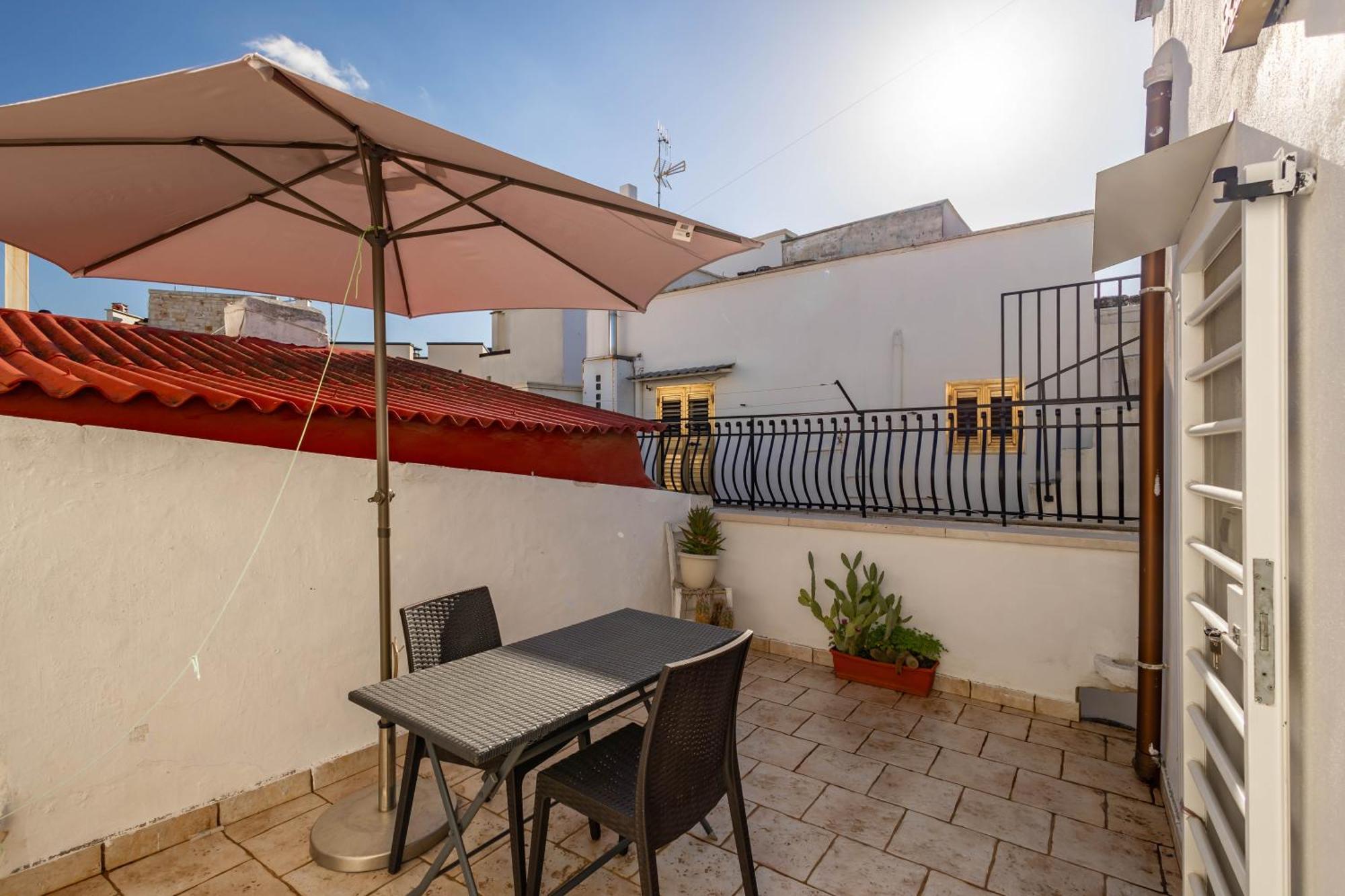 Antiche Mura Apartments "Nel Cuore Della Puglia"Bivani, Cucina, Terrazzo Turi Ngoại thất bức ảnh